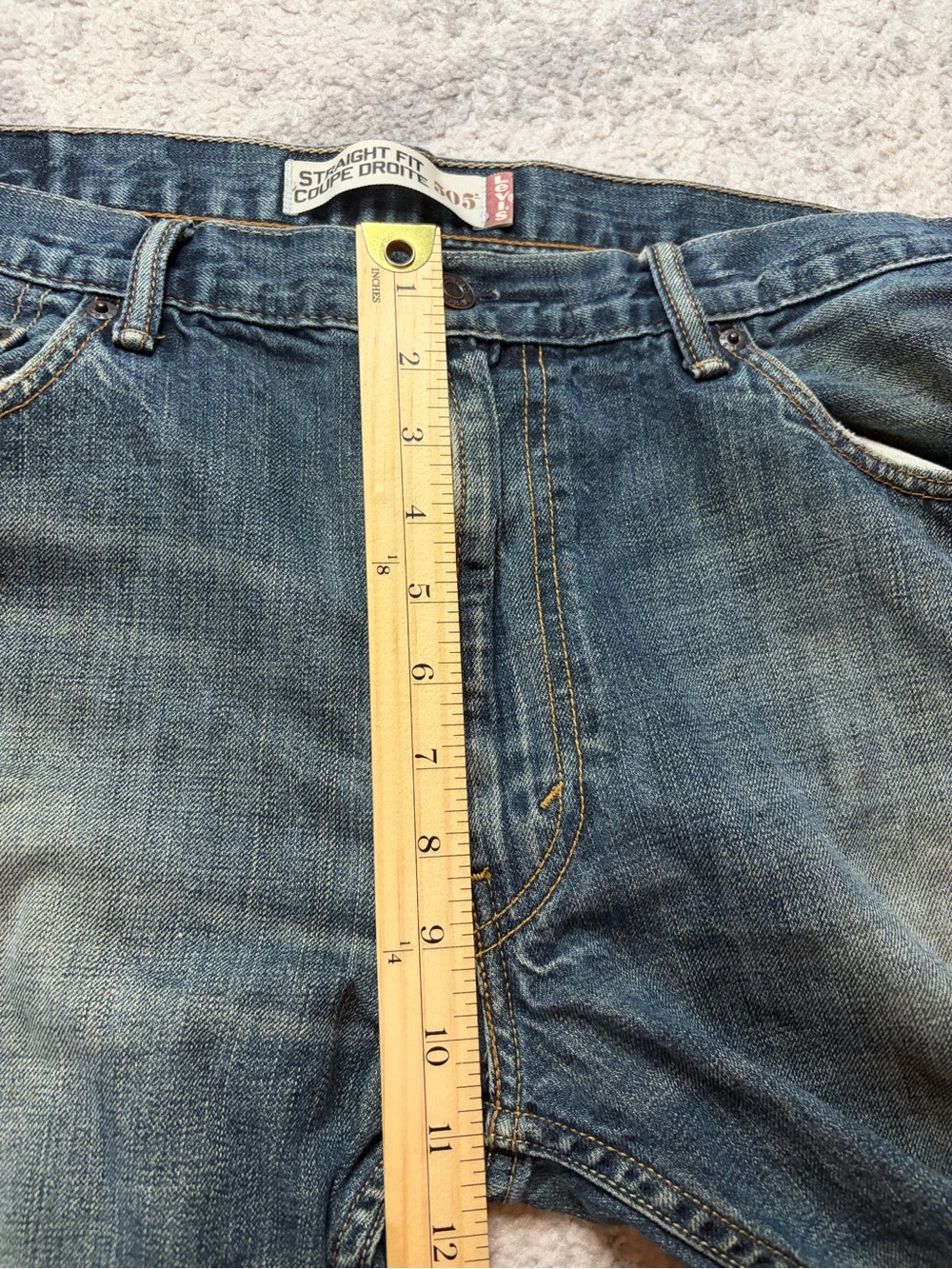 Levi’s 505 Straight Fit W36 L32 Medium Wash Distressed Y2K Jeans - Picture 8 of 9